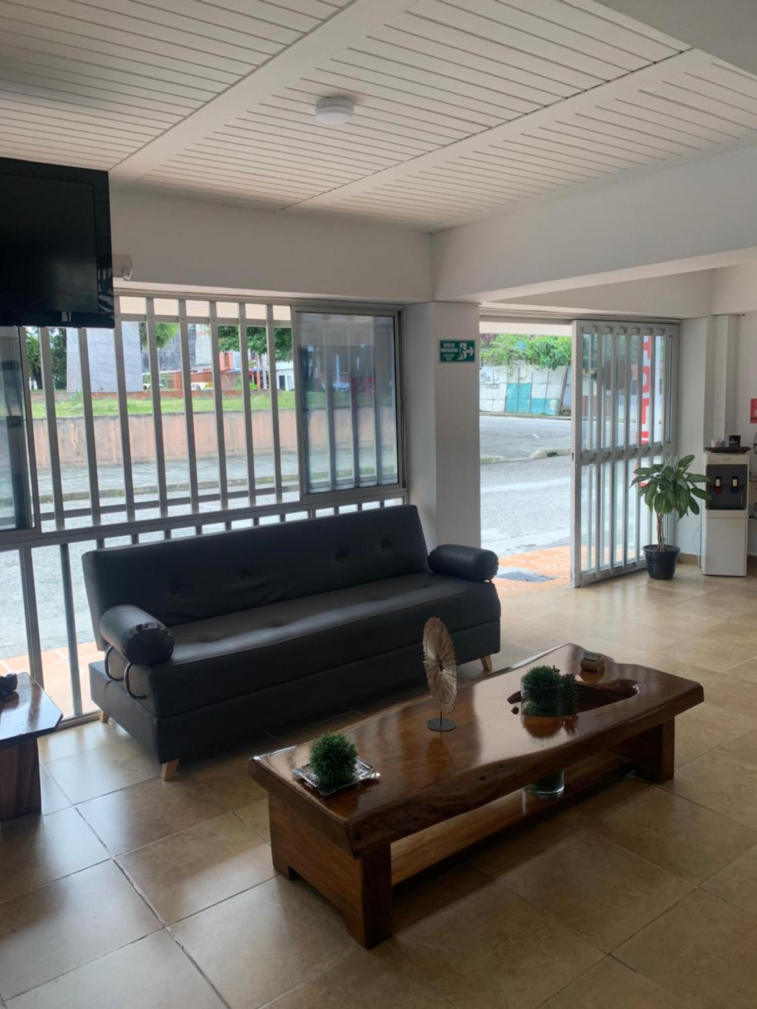 Hotel Lindbergh Quindio Armenia  Εξωτερικό φωτογραφία